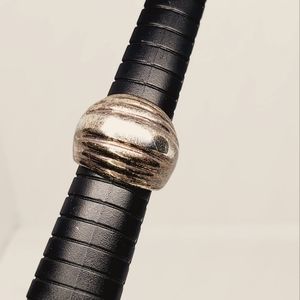 Vintage SU Sterling Silver Repousse Dome Scalloped Philippines Band Ring Sz 8